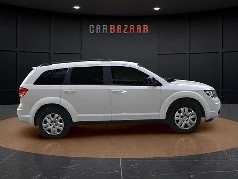 Used 2018 Dodge Journey SE image 6