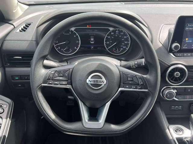 Used 2023 Nissan Sentra SV FWD image 14
