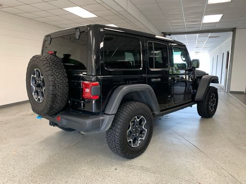 Used 2022 Jeep Wrangler Unlimited Rubicon 4xe w/ Steel Bumper Group AWD/4WD image 5