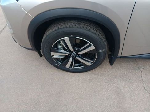 New 2025 Nissan Rogue SL w/ Tech Package image 35