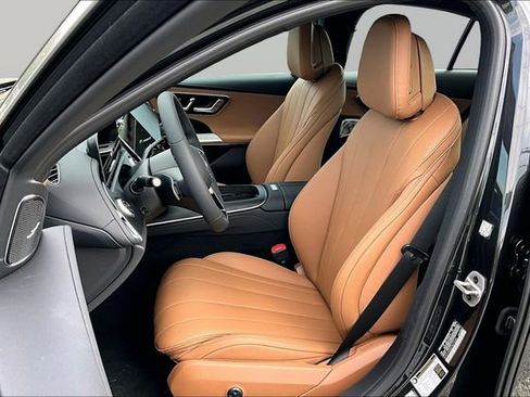 New 2026 Mercedes-Benz E 350 4MATIC Sedan image 12