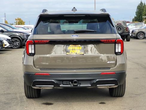 New 2026 Ford Explorer ST w/ Sun And Sound Package image 5
