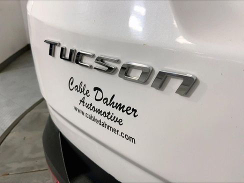 Used 2024 Hyundai Tucson Limited AWD/4WD image 30