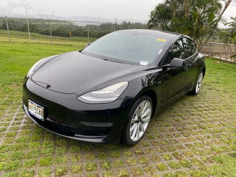 Used 2019 Tesla Model 3 Standard Range Plus RWD image 3