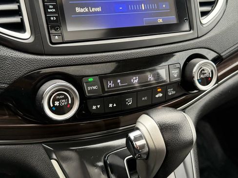 Used 2015 Honda CR-V Touring image 32