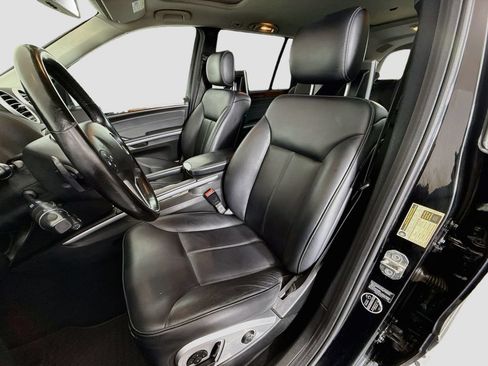Used 2012 Mercedes-Benz GL 450 4MATIC image 22