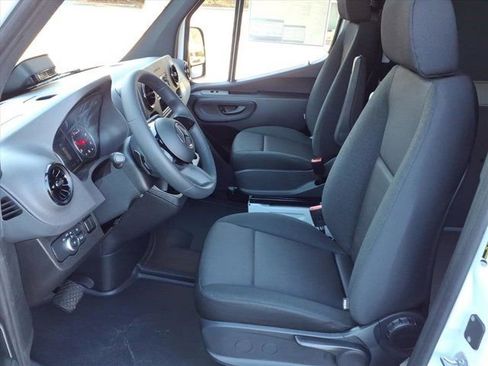 New 2025 Mercedes-Benz Sprinter 2500 image 15