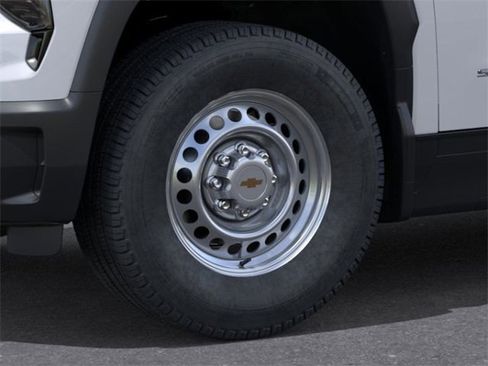 New 2025 Chevrolet Silverado EV W/T image 9