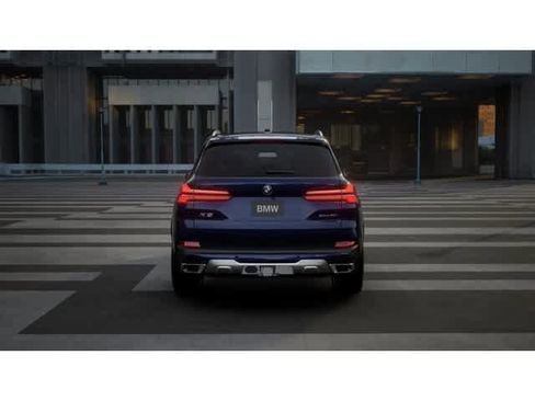 Used 2026 BMW X5 sDrive40i w/ Premium Package RWD image 5