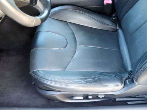 Used 2013 INFINITI G37 Sport w/ Premium Pkg image 21