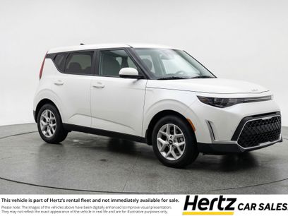 Used 2025 Kia Soul LX w/ LX Technology Package
