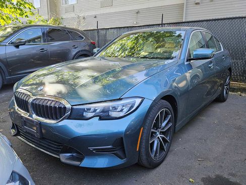 Used 2020 BMW 330i xDrive Sedan w/ Driving Assistance Package AWD/4WD image 5