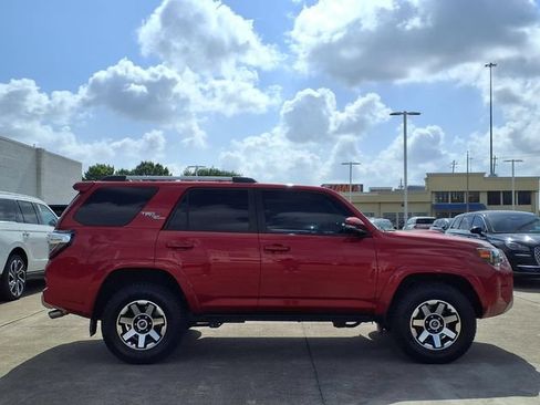 Used 2017 Toyota 4Runner TRD Off-Road Premium w/ Convenience Package AWD/4WD image 22