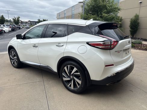 Used 2015 Nissan Murano Platinum w/ Platinum Technology Package AWD/4WD image 10