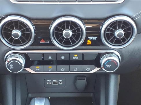 Used 2023 Nissan Sentra SV image 23