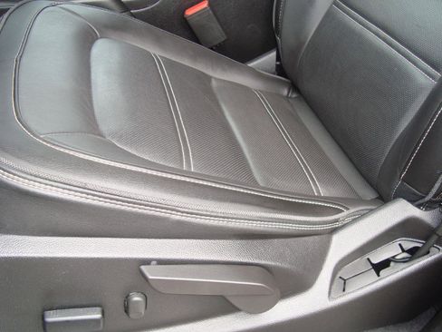 Certified 2022 GMC Canyon Denali image 28