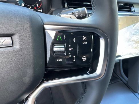 New 2026 Land Rover Discovery Sport Landmark image 30