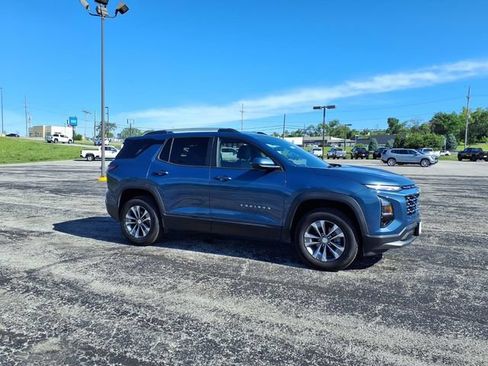 Used 2025 Chevrolet Equinox LT w/ Convenience Package II AWD/4WD image 14
