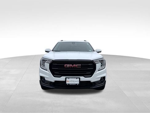 Used 2022 GMC Terrain SLT w/ Elevation Edition image 5
