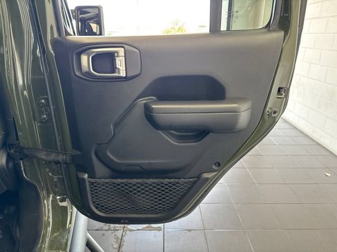 Used 2020 Jeep Wrangler Unlimited Rubicon AWD/4WD image 51
