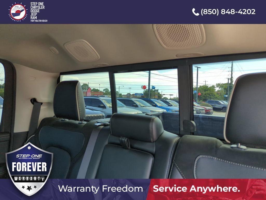 Used 2022 RAM 1500 Laramie AWD/4WD image 28