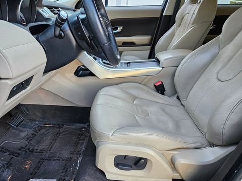 Used 2013 Land Rover Range Rover Evoque Pure Plus AWD/4WD image 16