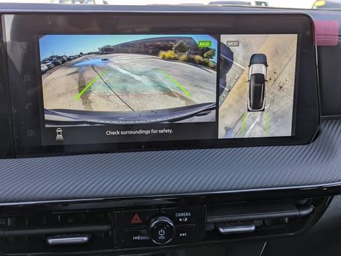 New 2026 Nissan Kicks SR image 22