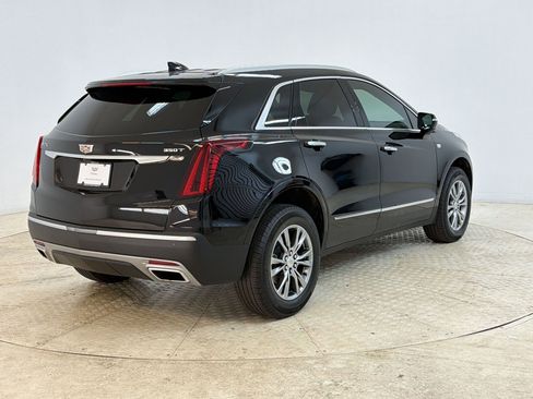 Certified 2023 Cadillac XT5 Premium Luxury w/ Technology Package FWD image 9