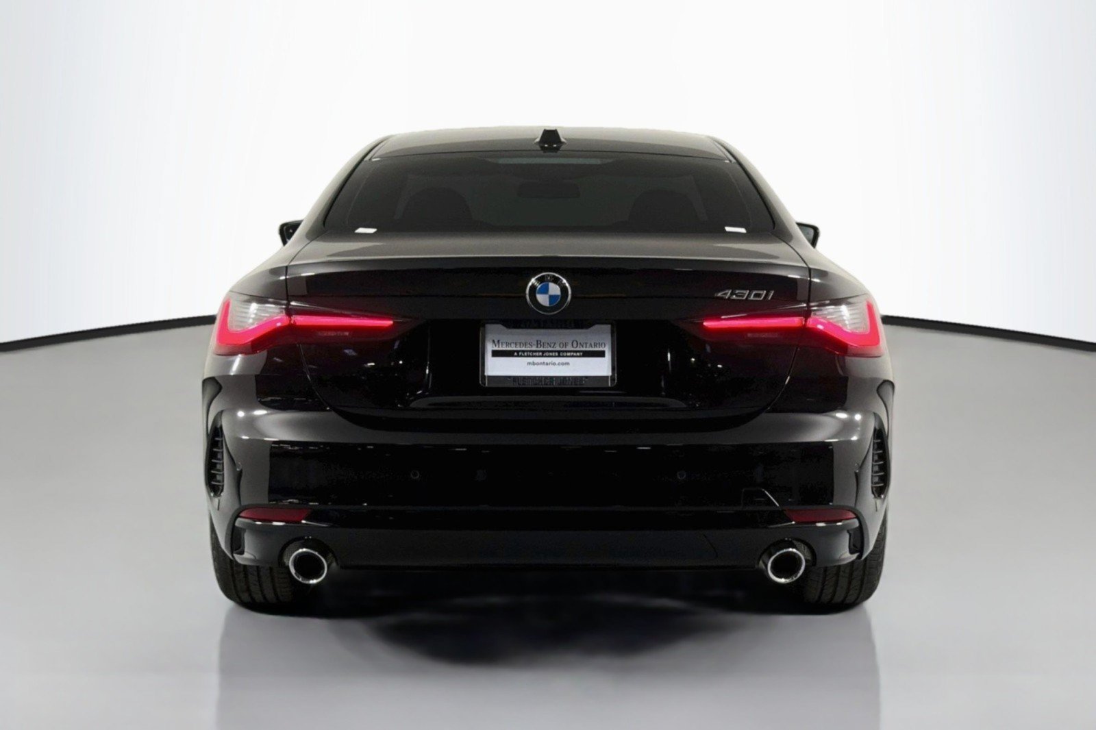 Used 2024 BMW 430i Coupe w/ Premium Package RWD image 4