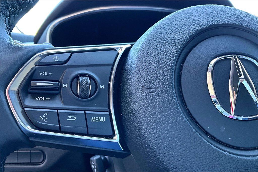 Certified 2026 Acura MDX w/ Technology Package FWD image 26