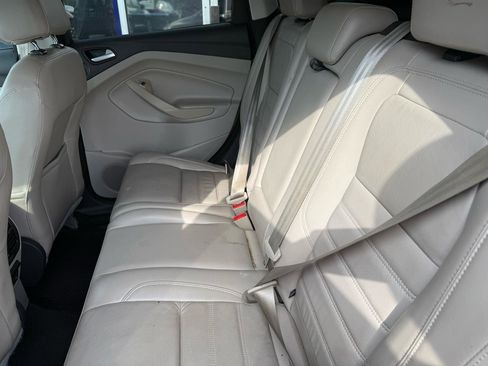 Used 2017 Ford Escape Titanium FWD image 10