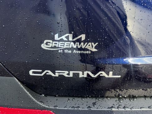 New 2026 Kia Carnival EX image 10