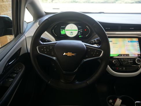 Used 2020 Chevrolet Bolt LT image 23