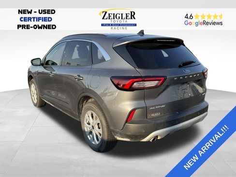 Used 2024 Ford Escape Active w/ Tech Pack #1 AWD/4WD image 3