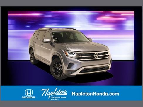 Used 2022 Volkswagen Atlas SE w/ Black Wheel Package FWD image 1