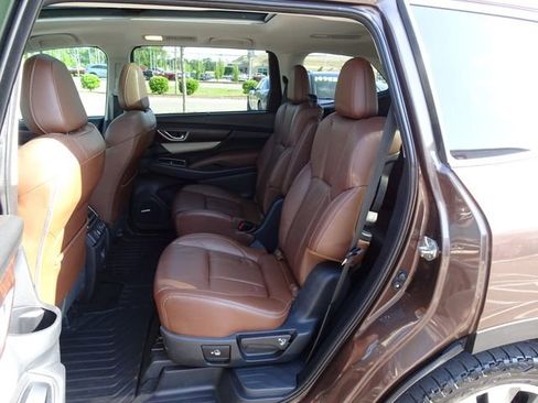 Used 2019 Subaru Ascent Touring w/ Popular Package #3 AWD/4WD image 14