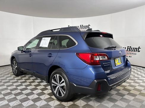 Used 2019 Subaru Outback 2.5i Limited w/ Popular Package #2 AWD/4WD image 8