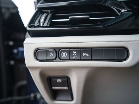 Certified 2024 Acura MDX SH-AWD w/ Technology Package image 37