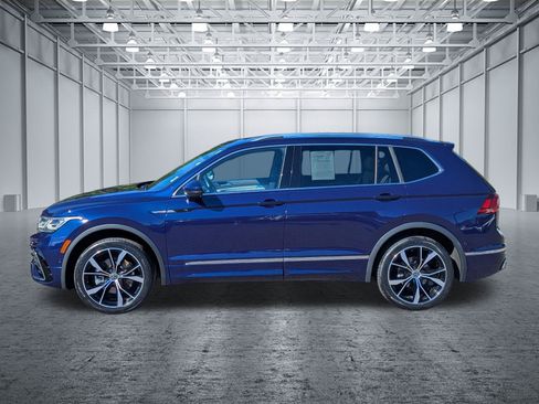 Used 2022 Volkswagen Tiguan SEL R-Line AWD/4WD image 2