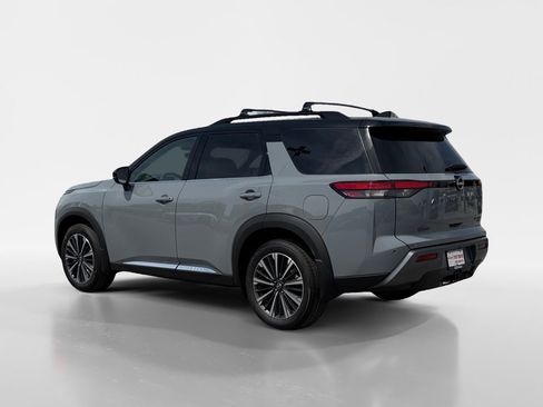 New 2026 Nissan Pathfinder Platinum AWD/4WD image 4