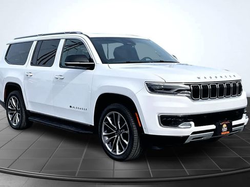 Used 2023 Jeep Wagoneer L Series II w/ Premium Group I AWD/4WD image 22