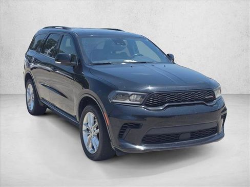 Used 2024 Dodge Durango GT AWD/4WD image 3