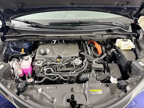 Used 2025 Toyota Sienna XLE w/ XLE Plus Package AWD/4WD image 31