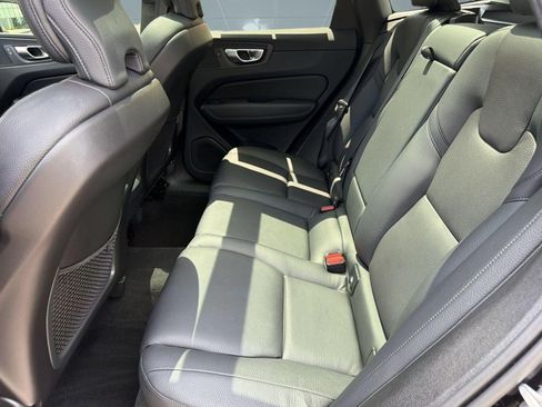 Certified 2024 Volvo XC60 B5 Plus w/ Protection Package Premier AWD/4WD image 14