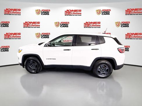 Used 2018 Jeep Compass Sport w/ Tech Group FWD image 13