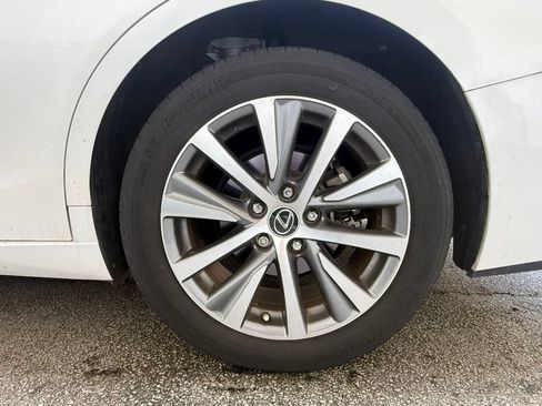 Used 2020 Lexus ES 350 w/ Premium Package FWD image 16