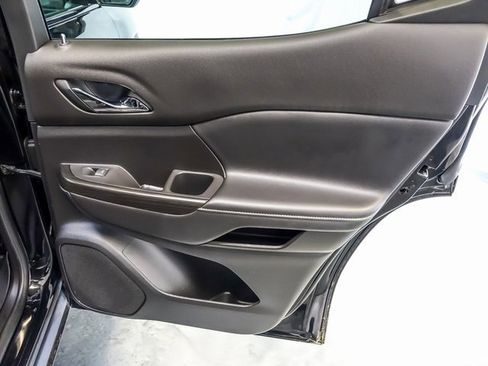 Used 2021 GMC Acadia SLT w/ Elevation Edition image 35