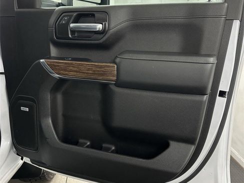 Used 2023 Chevrolet Silverado 3500 High Country image 45