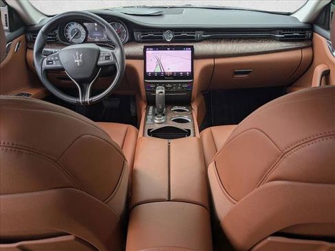 Used 2022 Maserati Quattroporte GT image 20