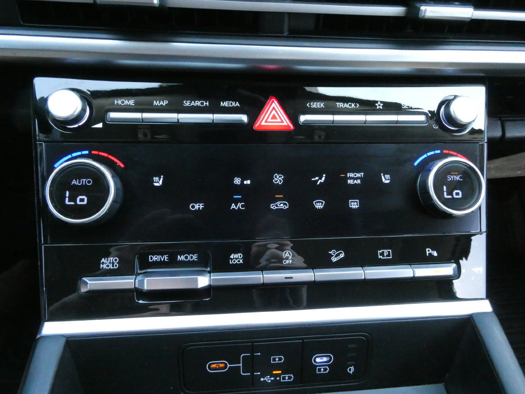 Used 2024 Hyundai Santa Fe XRT AWD/4WD image 31
